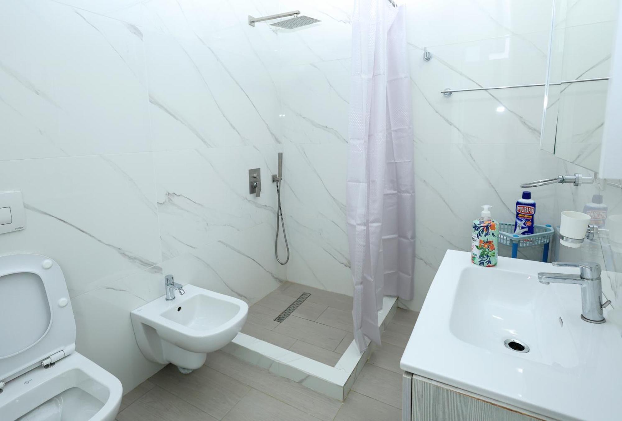 Romina Apartment Berat Extérieur photo